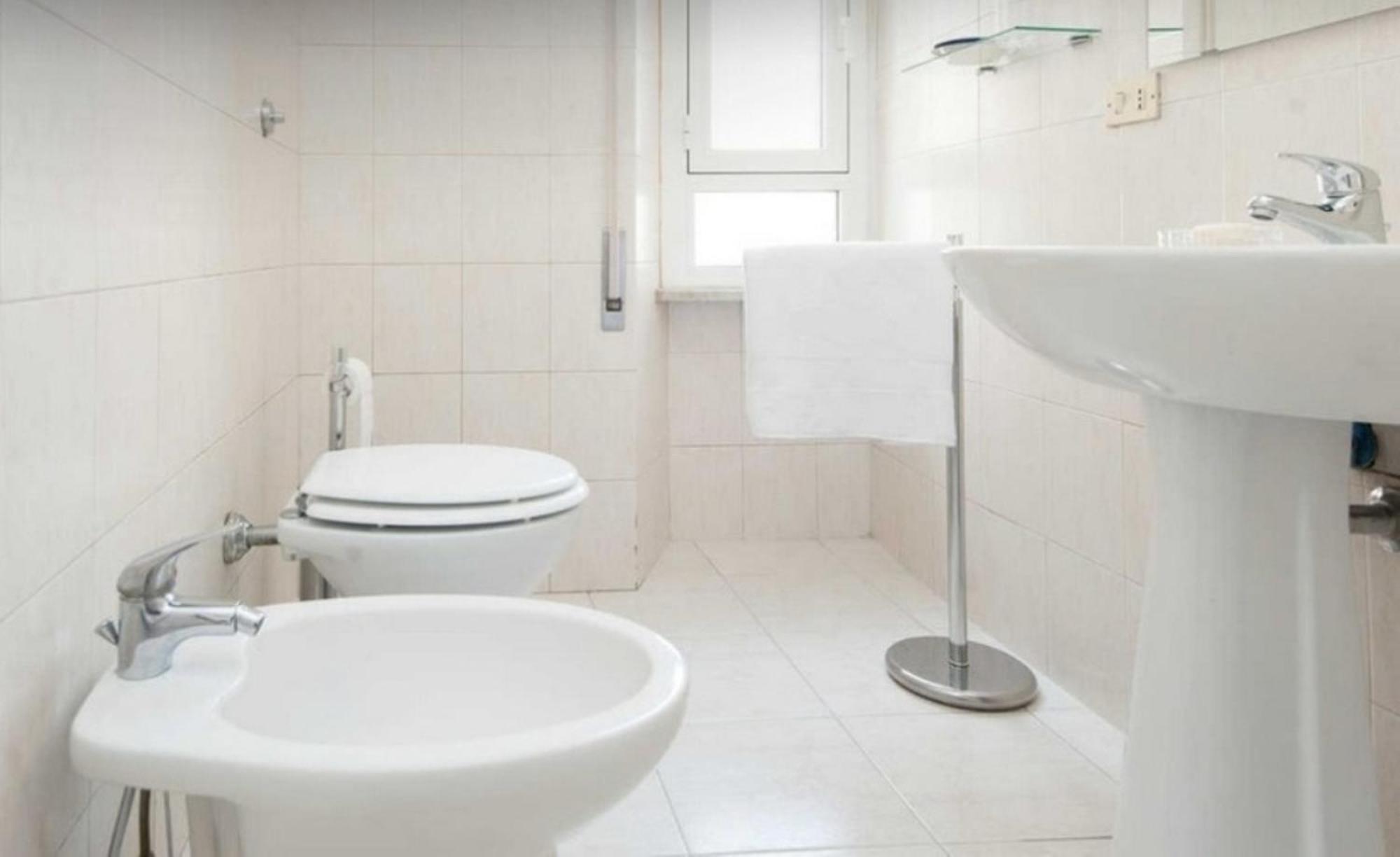 Apartment Re Di House